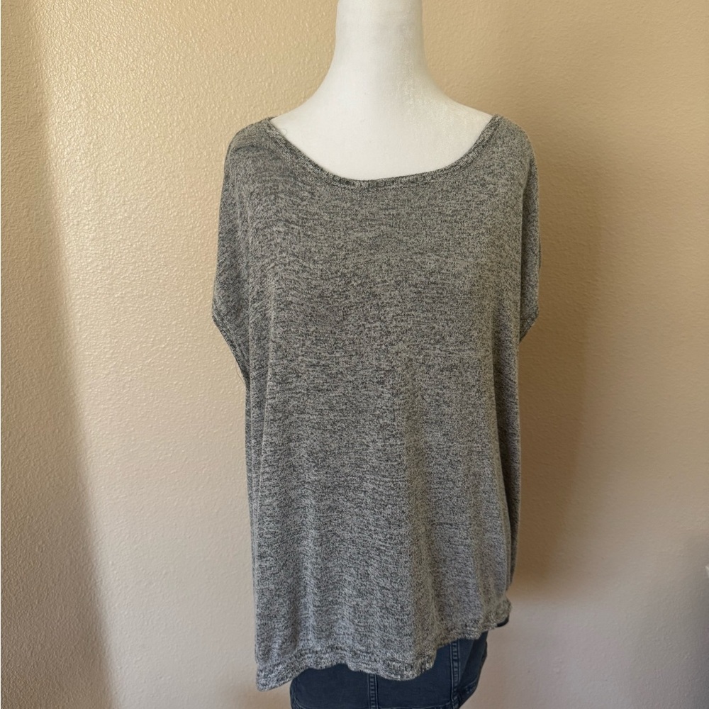 Matty M Heather Gray Short Sleeve Top